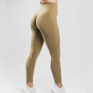 Alphalete Amplitfy Leggings
